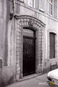 Ancienne porte Louis XV rue Saint-Marcel (Metz)